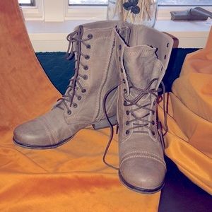 Steve Madden Troopa boots NWOT